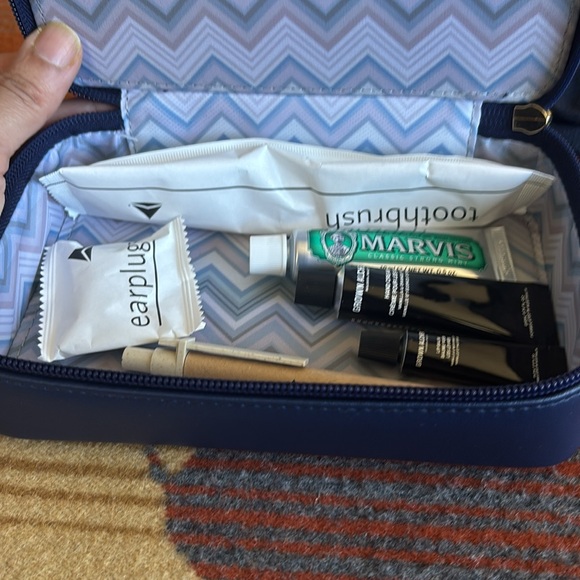 Missoni Navy Zigzag Embossed Case - Picture 4 of 5